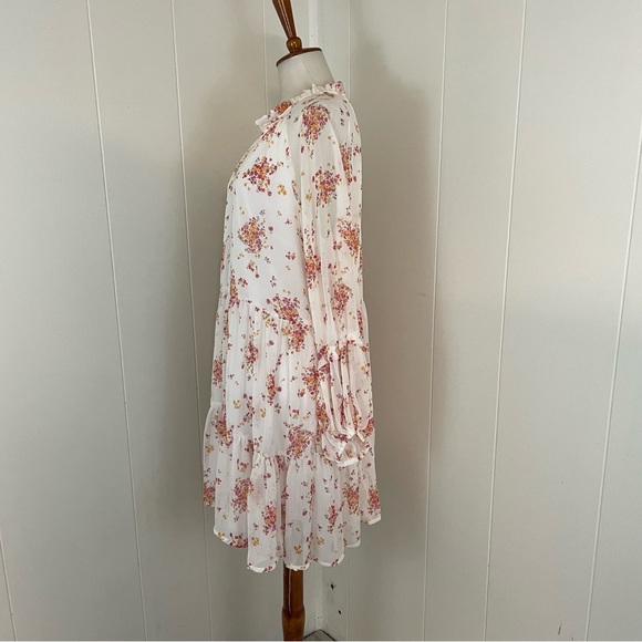 Vince Camuto Floral Long Sleeve Tiered Dress - Picture 6 of 9